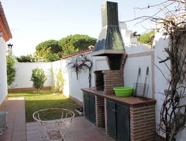 Chalet con piscina zona Novo Sancti Petri